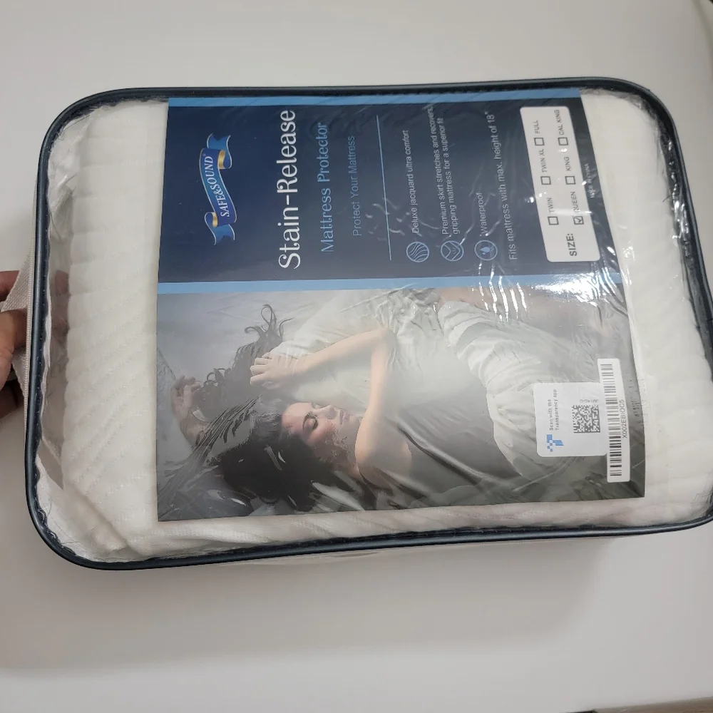 Full Size 100% Waterproof Mattress Pad, 3D Air Fiber Fabric Mattress Protector,